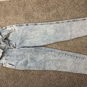Light Wash Women's Jeans
